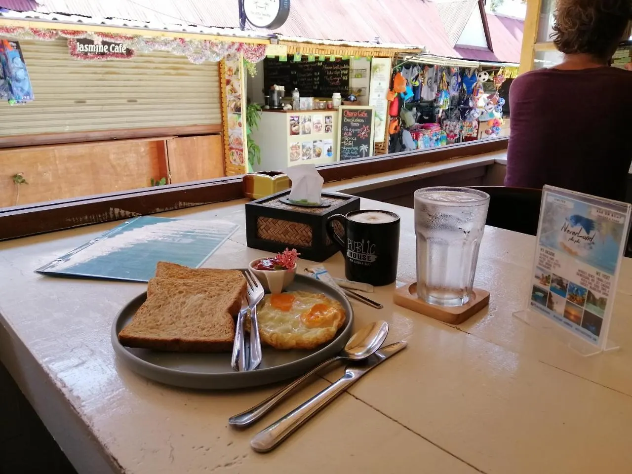 Hostel Neverland Dorm Phi Phi Don Thailand